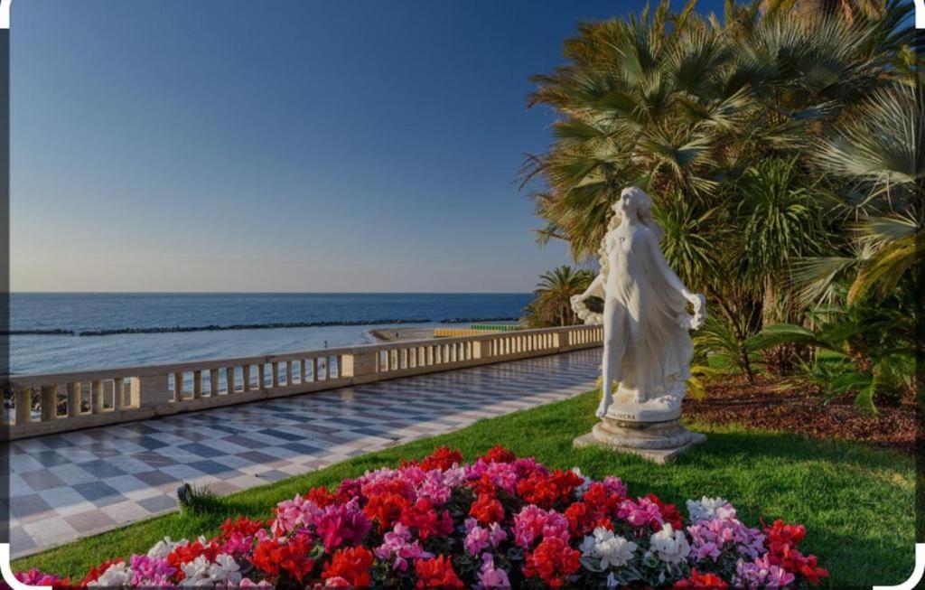 Giardino In Citta; Centralissimo Санремо Экстерьер фото