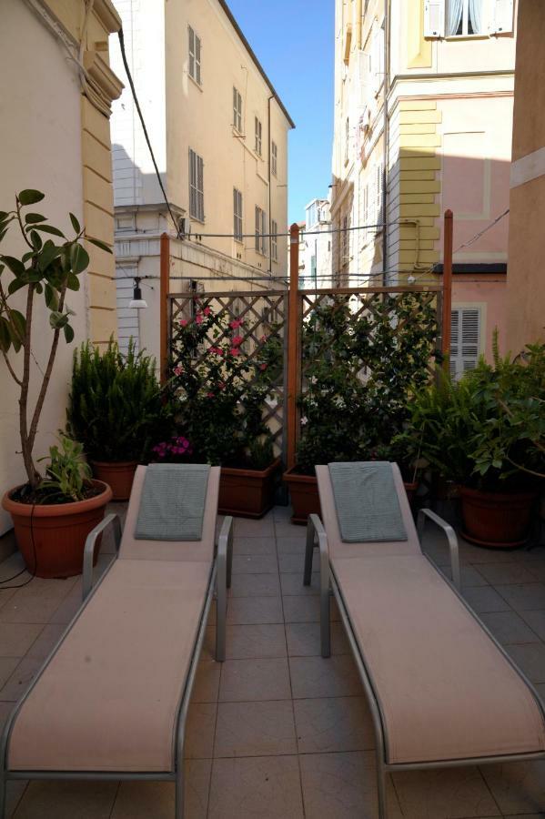 Giardino In Citta; Centralissimo Санремо Экстерьер фото