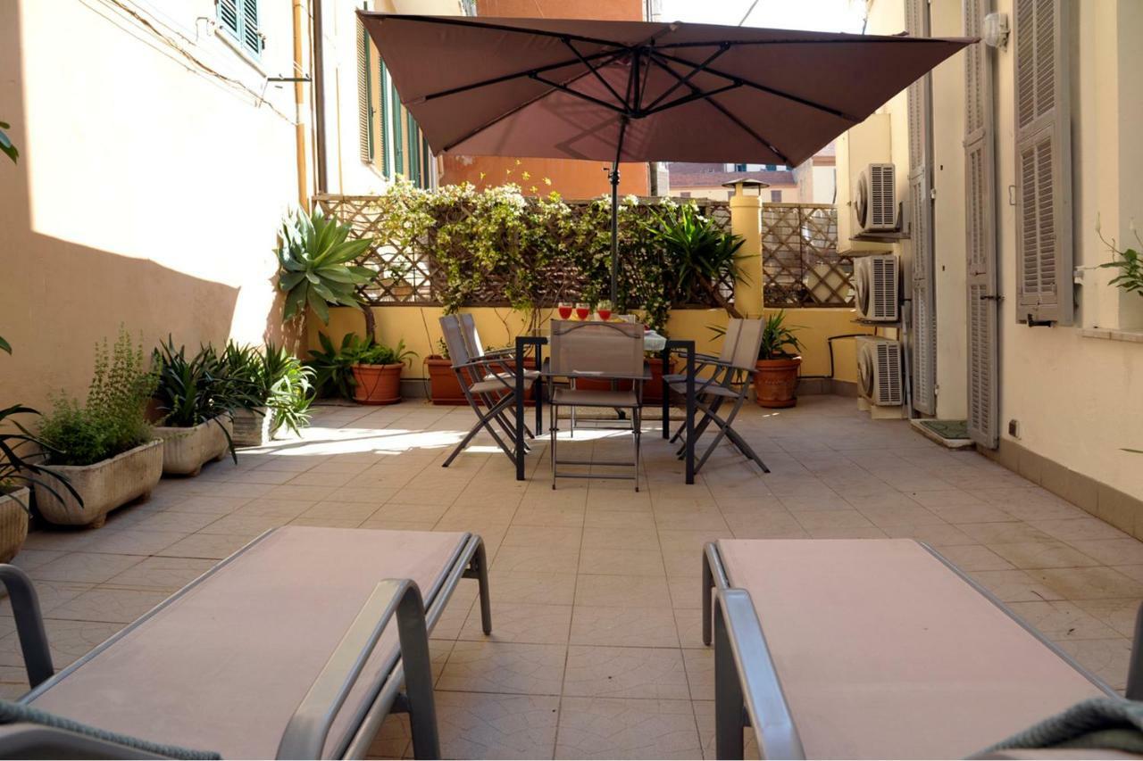 Giardino In Citta; Centralissimo Санремо Экстерьер фото